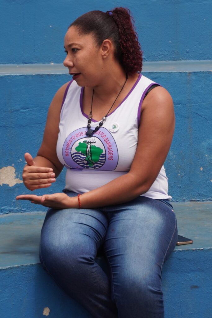 Tatiana Rodrigues, attivista del Movimento dos Atingidos por Barragens.